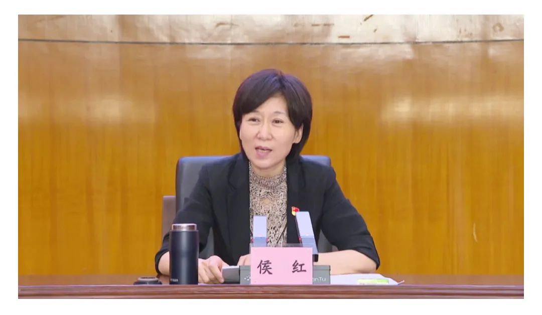 市长侯红莅临我校讲党史学习教育专题思政课