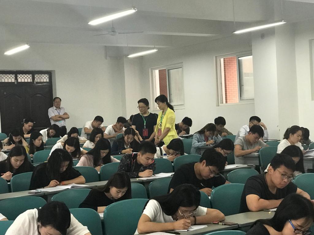 学生处、教务处查看金河校区考试情况