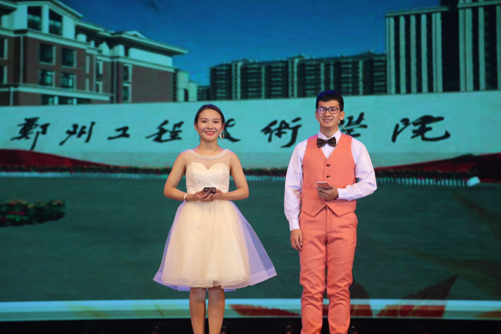 演出剧照2